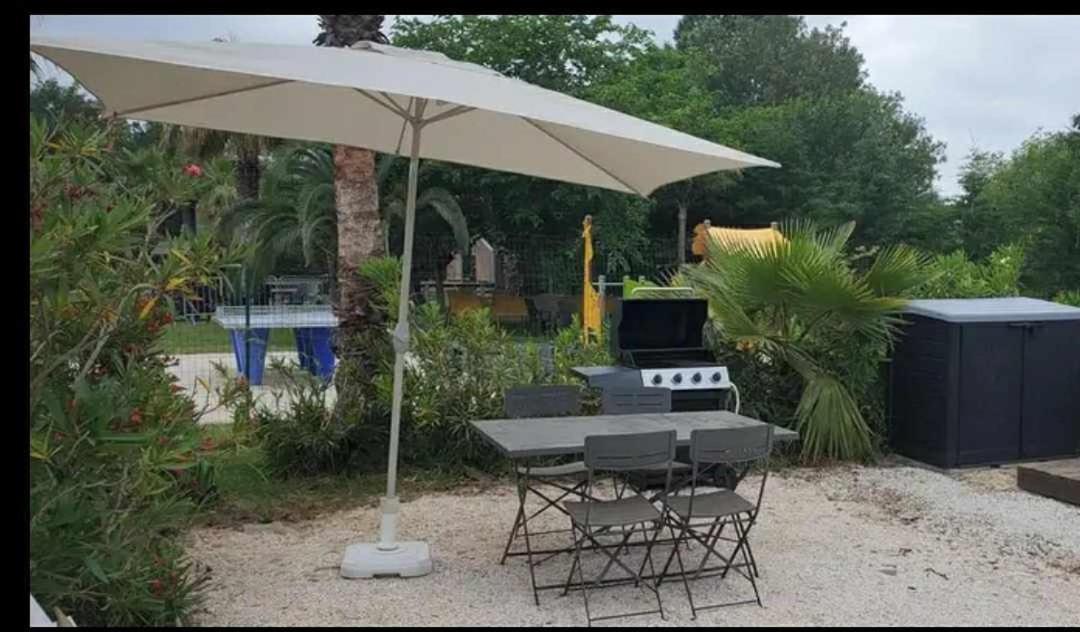Camping Le Clos Du Thym - Argeles-Sur-Mer Luaran gambar